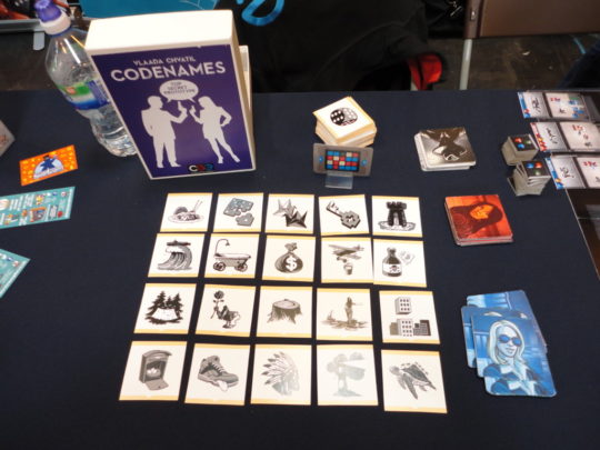 Codenames Pictures Cards